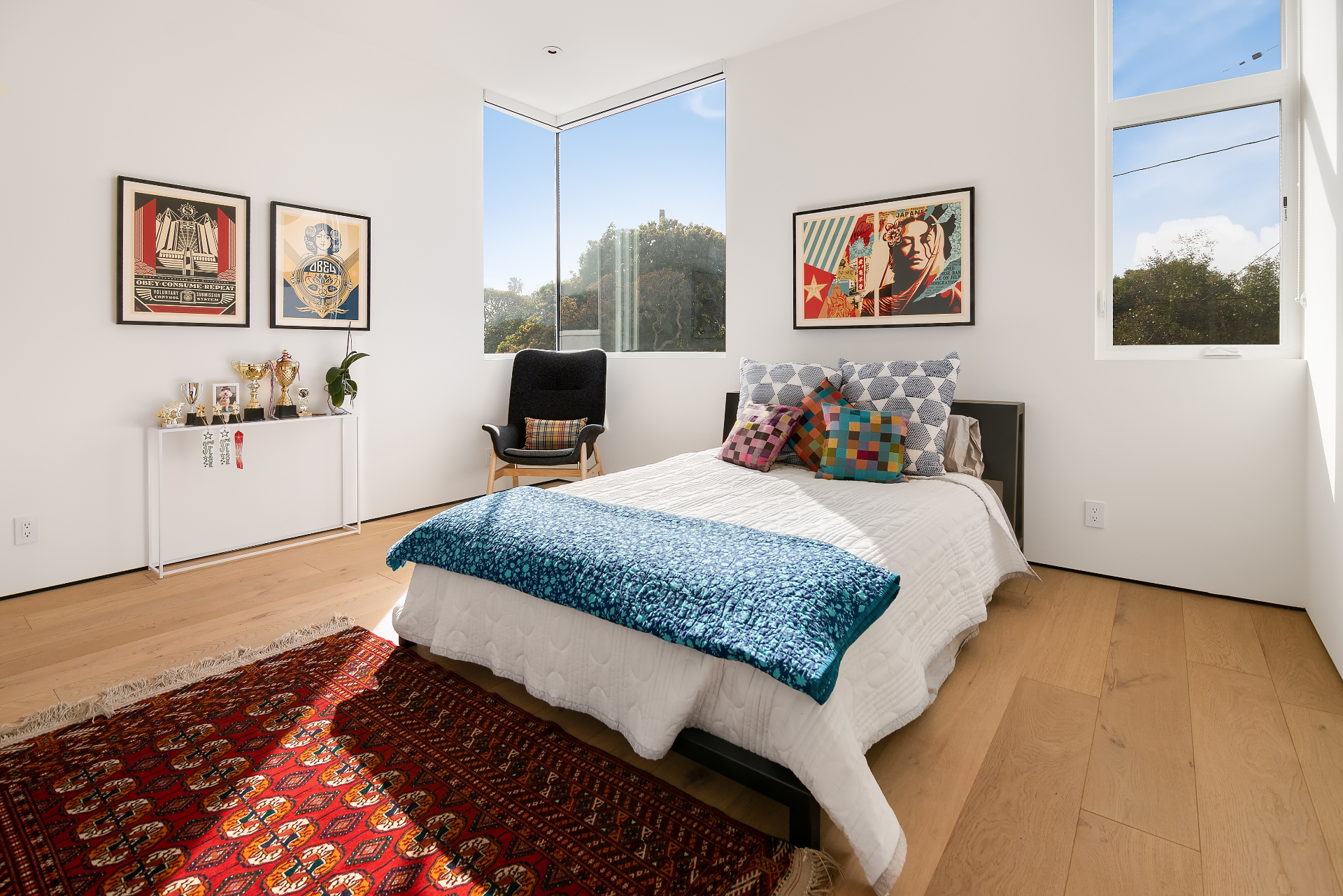 Motor bedroom