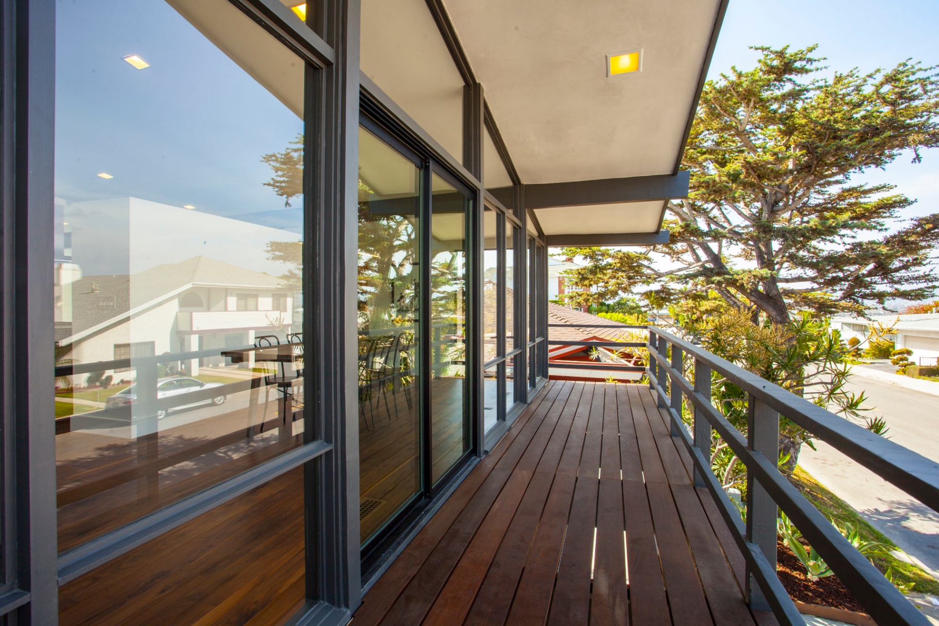 Don Luis balcony deck