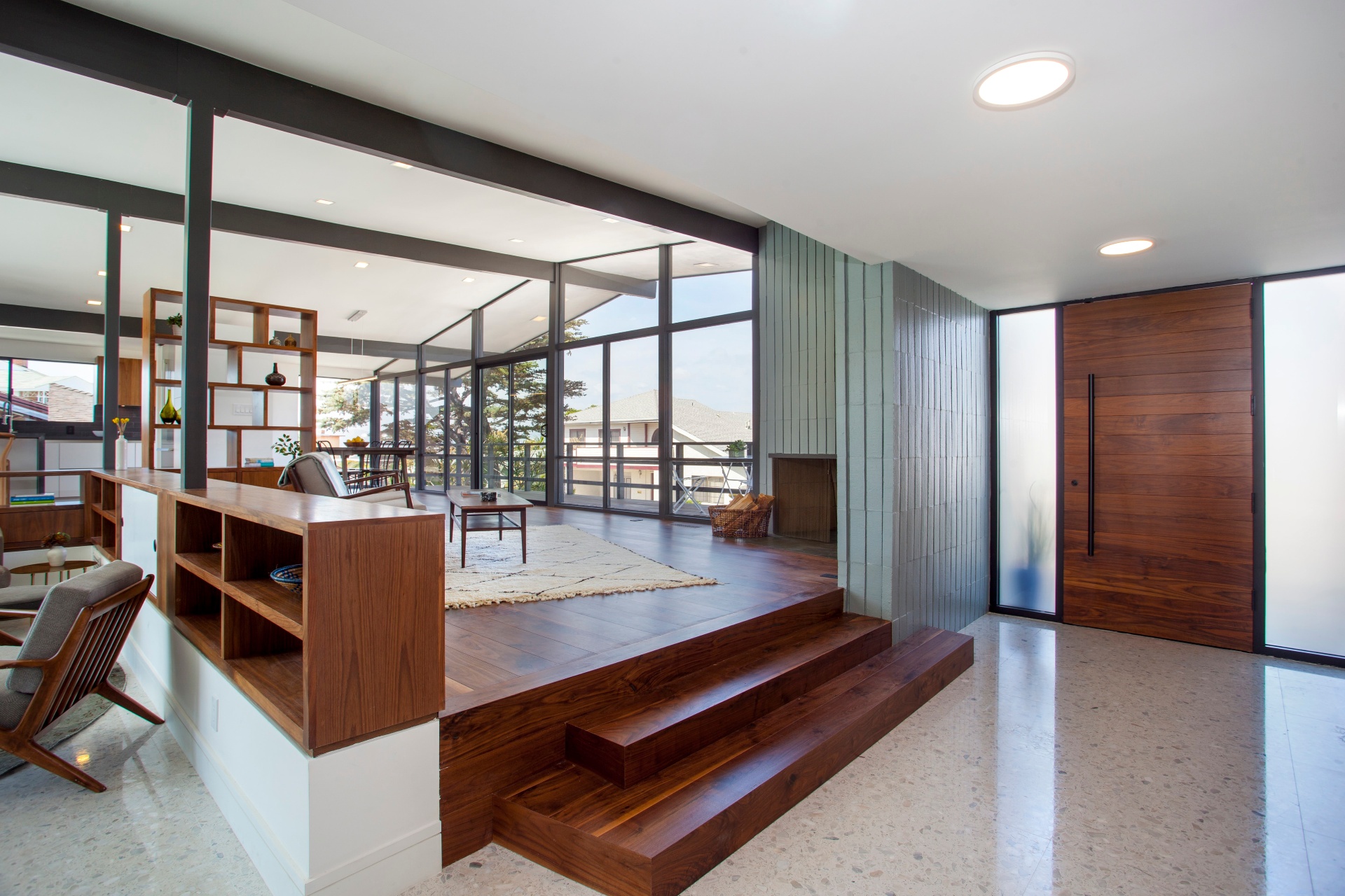Don Luis raised living room